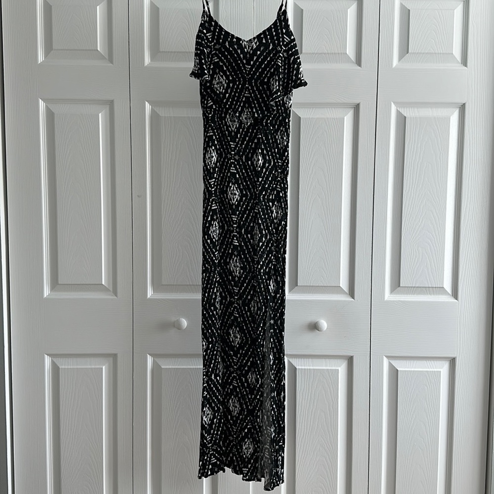 Black and white pattern maxi dress - light material